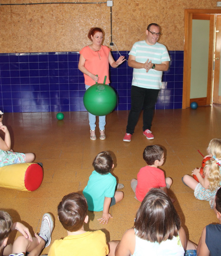 Escuela de verano y Campus de Tecnificación: Alternativas lúdicas y deportivas para los niños de la Villa durante el periodo estival 
